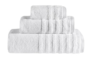 Set of three white SaaSoh Opulent Collection bath towels showcasing soft, plush fabric and elegant design for luxurious comfort.